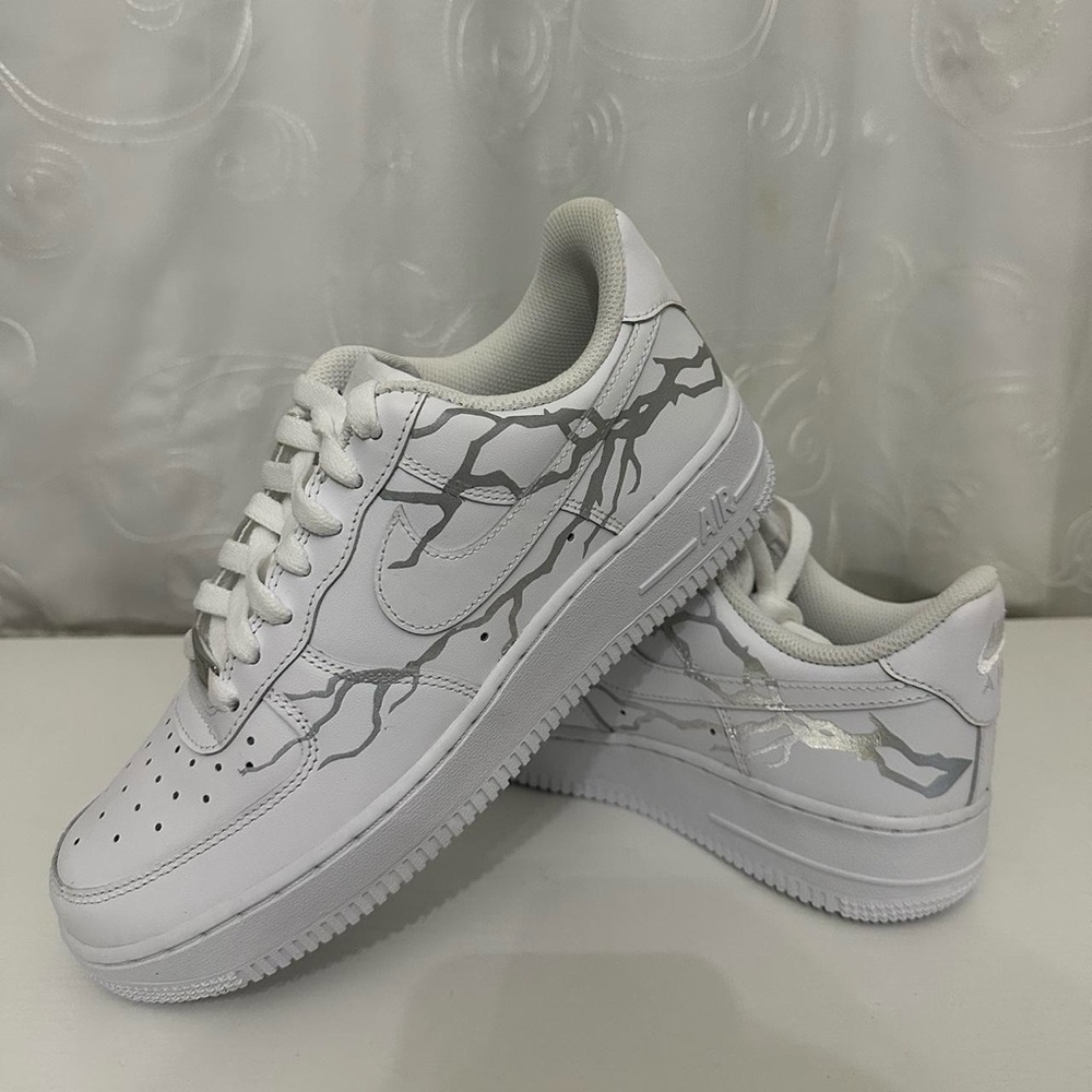 Custom Nike Air Force 1 with lightning bolts